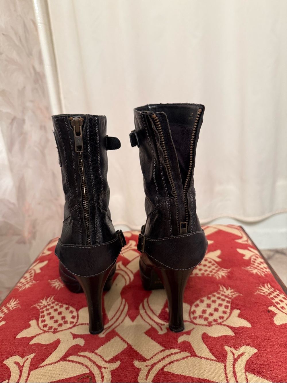 Black Women's High-Heel Leather Ankle Boots - Picture 5 of 6